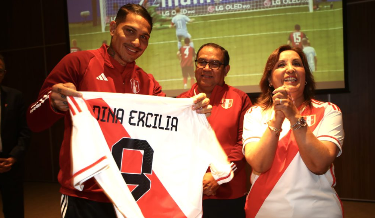 Selección Peruana Recibió Visita De Dina Boluarte Y Alberto Otárola De ...