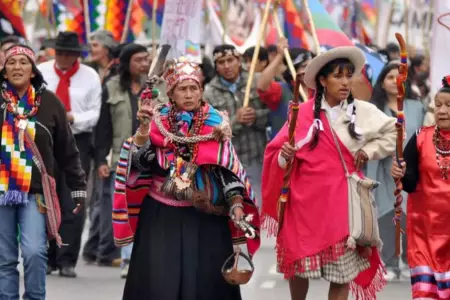 Comunidades indígenas denuncian abusos de empresas canadienses.