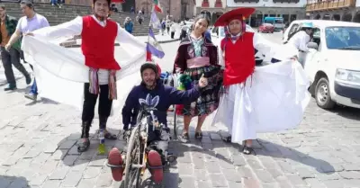 Paraciclista mexicano pretende llegar a la Patagonia.