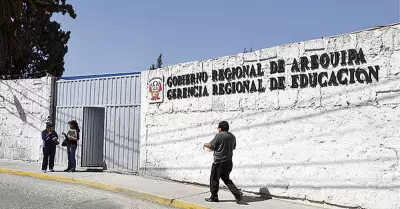 Pagos irregulares en la Gerencia Regional de Educacin de Arequipa.