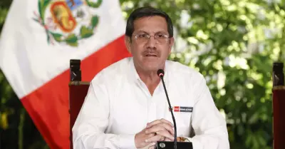 Ministro de Defensa, Jorge Chvez Cresta.