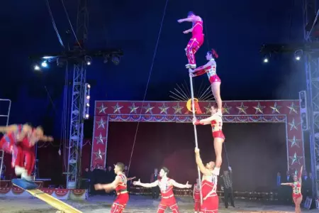 Trapecista cay de ms de 10 metros en circo de Chimbote.