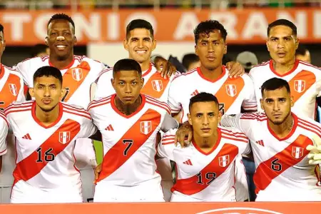Selección Peruana ante Paraguay.