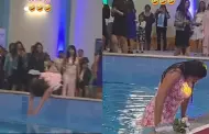 "Quiere casarse a toda costa": Mujer sorprende al lanzarse a la piscina para recoger bouquet de novia