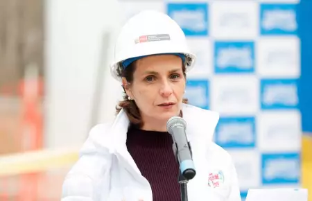 Hania Prez de Cullar, ministra de Vivienda.