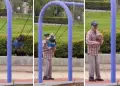 Abuelito columpia a sus perros en el parque y conmueve en redes sociales: "Los 'bebs' de casa"