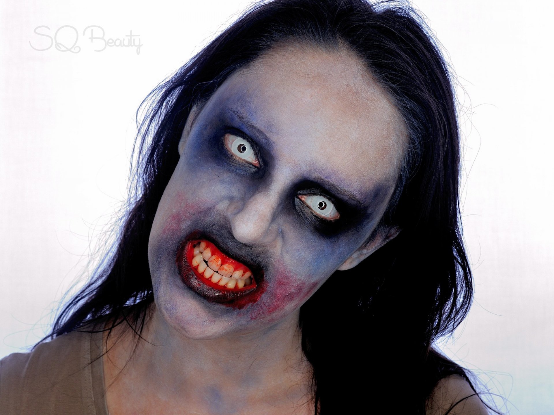 Maquillaje de zombie para Halloween