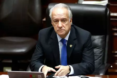 Congreso vacó a Hernando Guerra García tras su fallecimiento