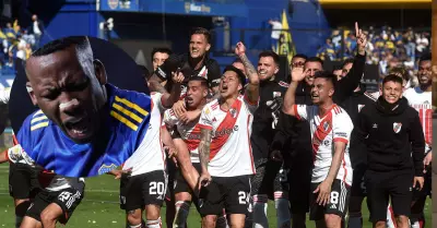 Boca Juniors de Luis Advíncula perdió frente a River Plate en el 'Superclásico'.