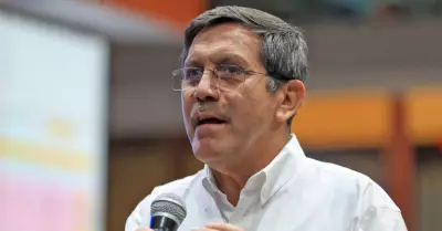 Ministro de Defensa, Jorge Chávez.