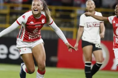 Universitario cay goleado por Santa Fe en la Copa Libertadores Femenina.