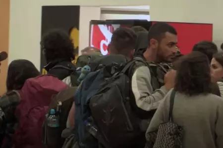 Viajeros israeles se renen en Lima para alistarse al ejrcito.