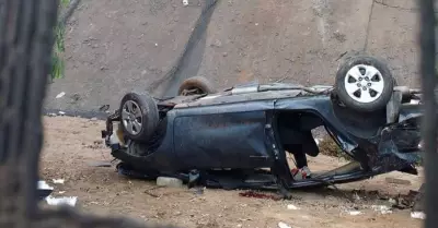 Accidente vehicular en Puno deja cinco muertos y heridos.