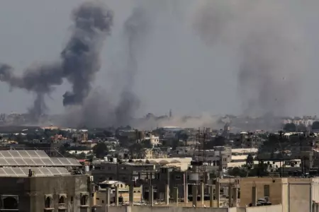 Israel ataca aeropuertos en Damasco y Alepo.
