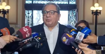 Carlos Anderson pide la renuncia del ministro de Economa