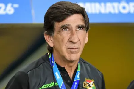 Gustavo Costas fue despedido como entrenador de Bolivia.