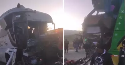 Dos buses interprovinciales ocasionaron un grave accidente en Arequipa.
