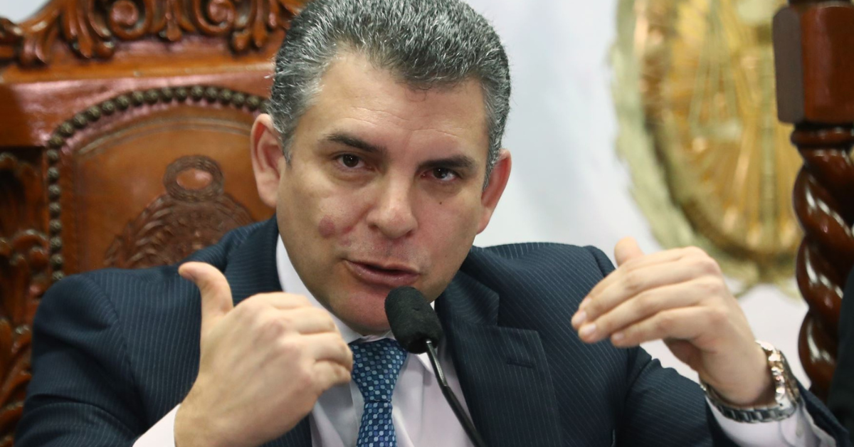 ¡Sin acceso a la prensa! Así comienza la audiencia de apelación de suspensión de fiscal Rafael Vela