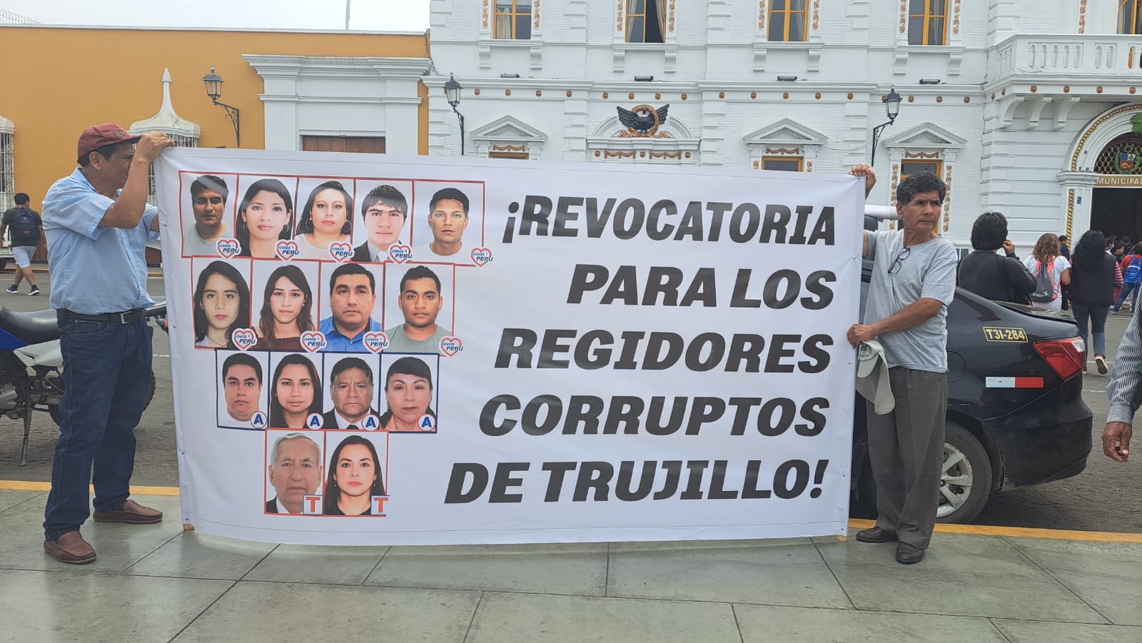 Exregidor asegura que alcalde de Trujillo se puede aferrar al cargo hasta febrero del otro ao