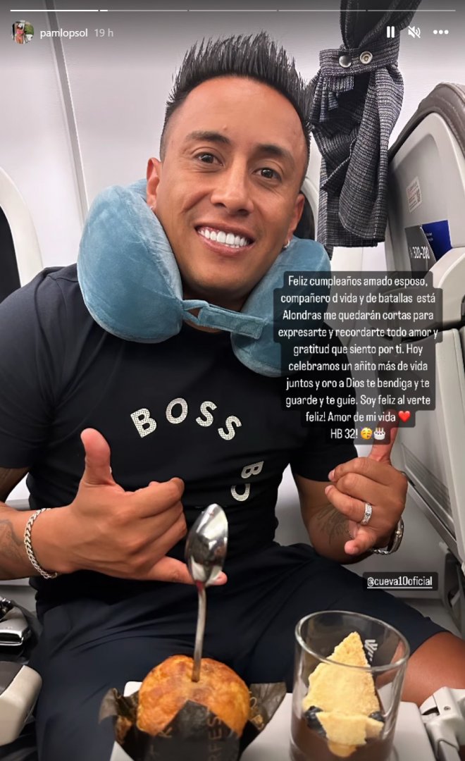 Cueva celebra su cumpleaos en Mxico