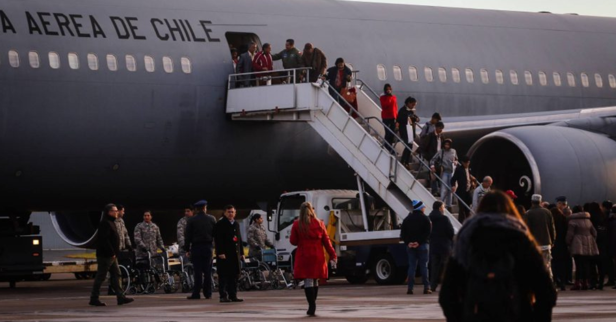 Venezuela negó aterrizaje de avión con migrantes expulsados desde Chile