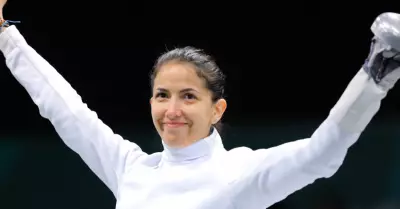 Mara Luisa Doig logra medalla de plata en esgrima