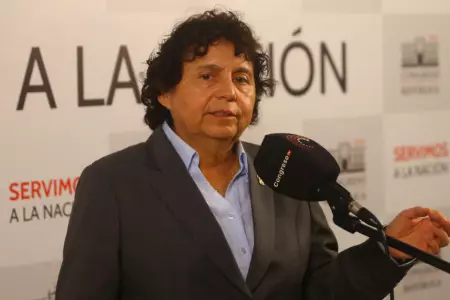 Susel Paredes anuncia proyecto de ley para adelantar elecciones.