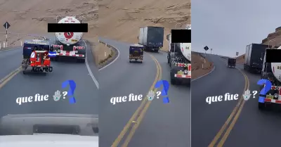 Mototaxi sorprende al arriesgarse a pasar a dos camiones en Pasamayo.