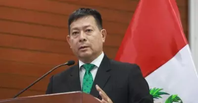 Eduardo Arana, ministro de Justicia.