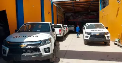 GORE de Arequipa adquiere 25 camionetas para la PNP.