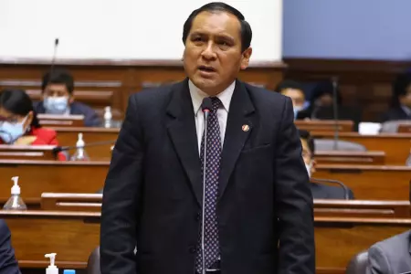 Flavio Cruz defiende proceso de Congreso contra JNJ.