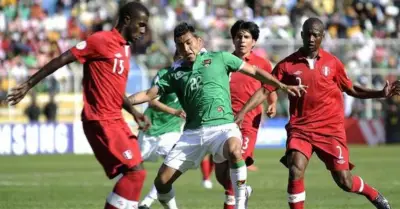 Bolivia vs. Per durante Eliminatorias 2014.