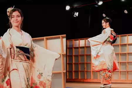 Kyara Villanella se luce con tradicional traje japons.