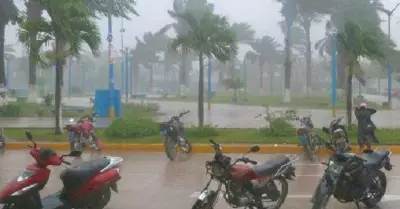 Provincias de Loreto soportaron lluvias de moderada a fuerte intensidad.