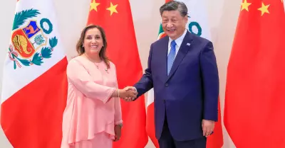 Dina Boluarte y Xi Jinping.