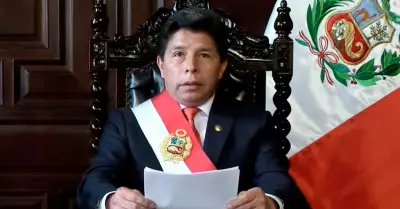 Pedro Castillo anuncia golpe de Estado.