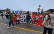 Trujillo: simpatizantes en contra y a favor de Arturo Fernndez se enfrentan dentro de la municipalidad