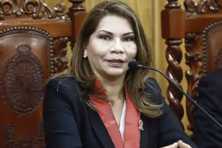 Oficializan en El Peruano la destitucin de Marita Barreto.
