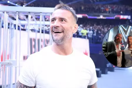 CM Punk regres a la WWE tras 9 aos.