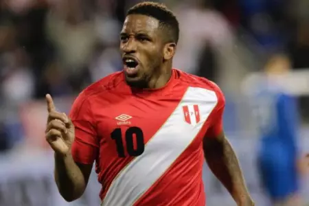 Jeffersn Farfan confia en la seleccion peruana.