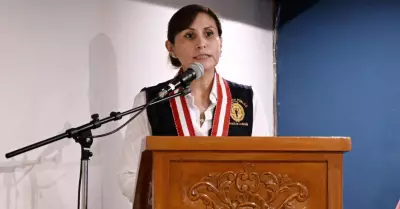 Comisión de Justicia cita a Patricia Benavides.