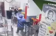 ¡Indignante! Delincuentes golpean a trabajadores de restaurante para robar celulares y ganancias del día