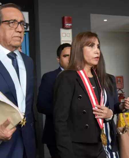 Patricia Benavides abandona sede del JNJ reclamando que "no se respeta el debido