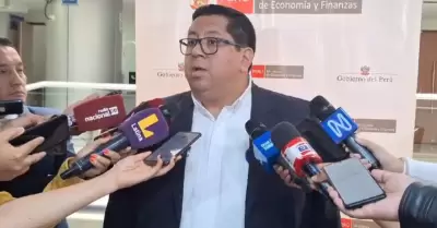Ministro de Economa advierte que crisis en Fiscala preocupa a calificadoras de