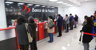 Banco de la Nacin atiende con normalidad a pesar del paro laboral convocado por