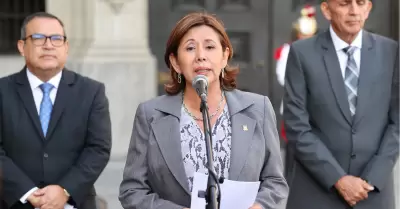 Ministra de la Mujer y Poblaciones Vulnerables, Nancy Tolentino.