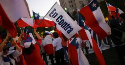 Chile rechaza nueva constitucin.
