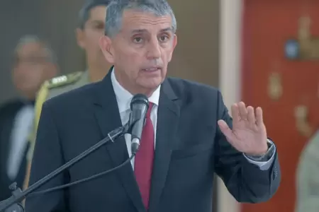 Tres de cada cuadro peruanos desaprueban la gestin del ministro del Interior, s