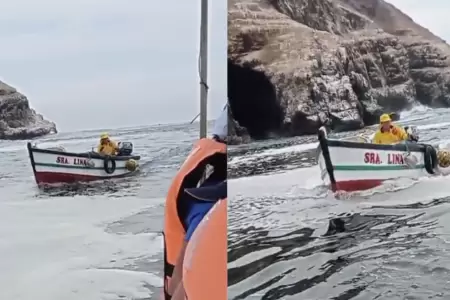 Heladero vende a bordo de un bote en medio del mar