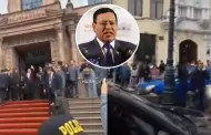 "Fuera, corrupto!": Alejandro Soto es abucheado por pobladores de Cusco y piden su salida del Congreso